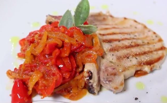 Video recept: Brzi prilog od paprike s ajvarom