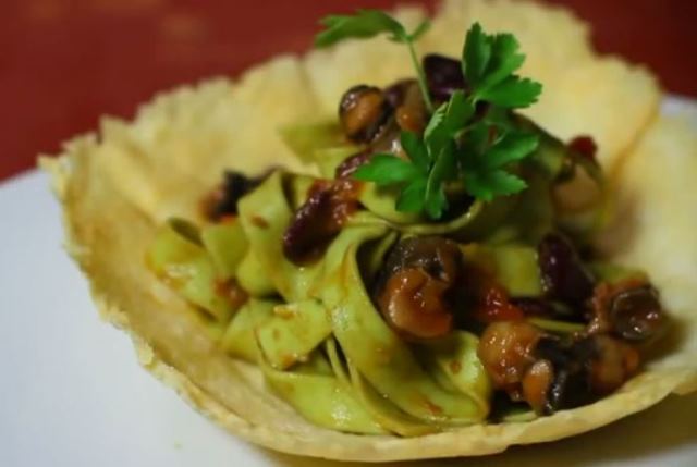 Video recept: Tjestenina s morskim puževima