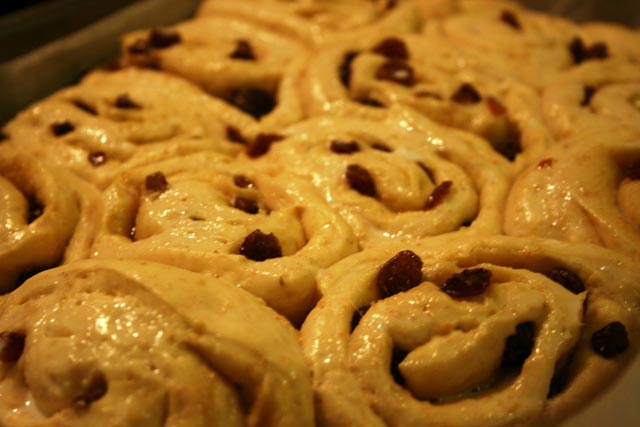 Pužići sa grožđicama